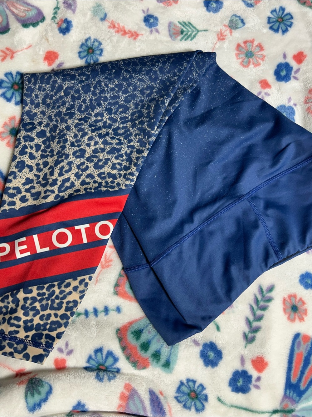 Kali Navy Blue & Red Leopard-Accent Leggings